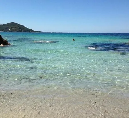 Maison A Pied 6 Personnes * Albitreccia