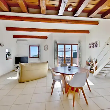 Maison A Pied 6 Personnes Albitreccia