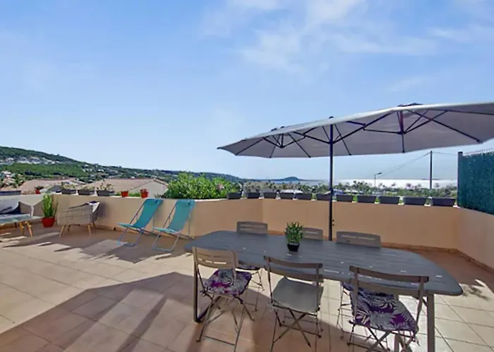 Villa Maison A Pied 6 Personnes *